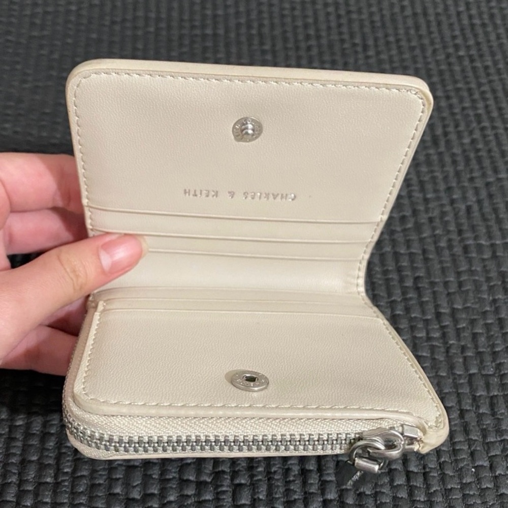 Charles & Keith Card Holder - Picture 7 of 12